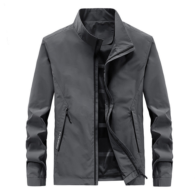 Men's lightweight water-repellent transitional jacket with stand-up collar and concealed zip pockets Mune Fashion