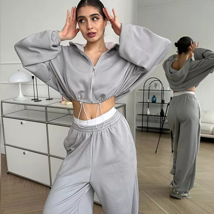 Women nan cropped zipper hoodie with drawstring hem and wide sweatpants cut Mune Fashion