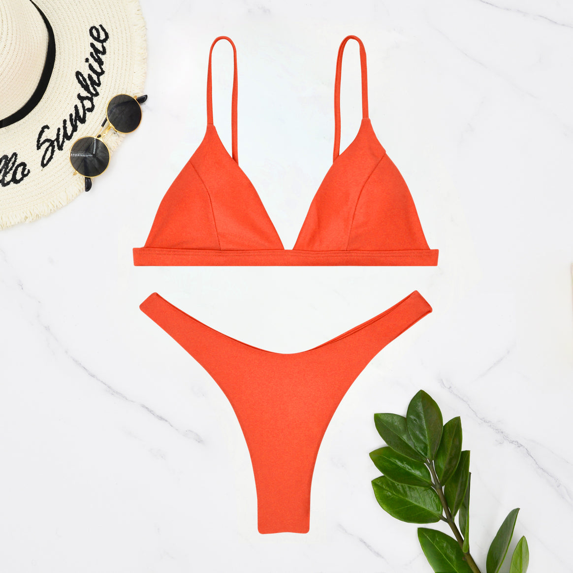 Women's triangle bikini with adjustable straps and minimalist design Mune Fashion