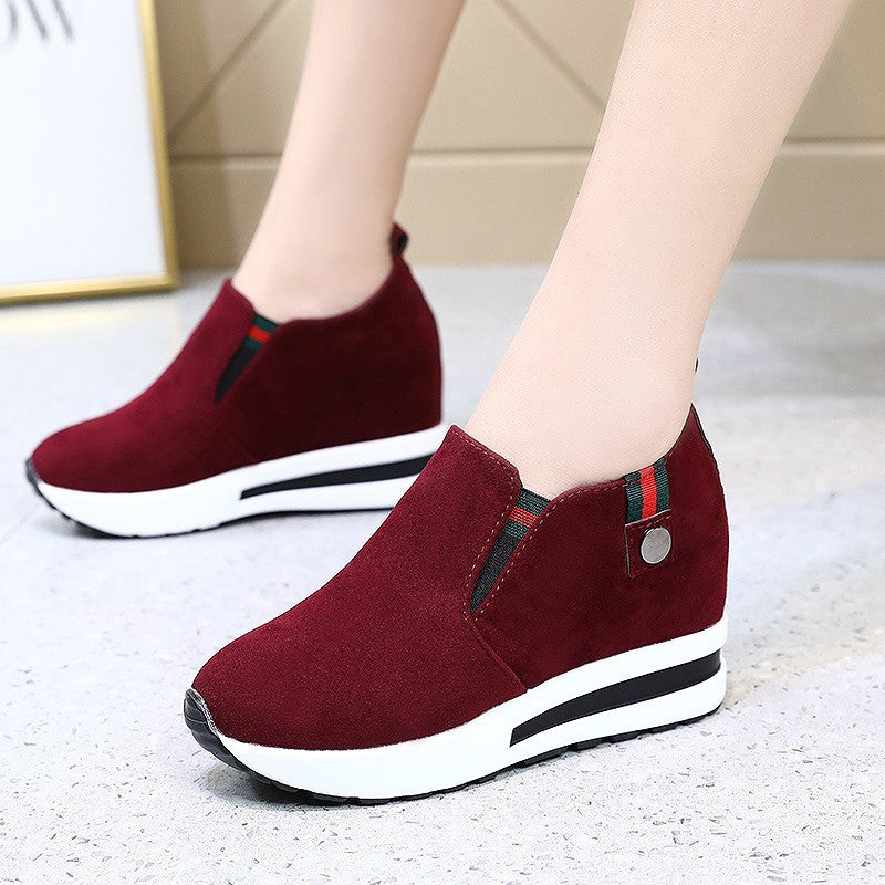 Women's Nan Slip-On Wedge Ankle Boot with Hidden Platform and Non-Slip Profile Sole Mune Fashion