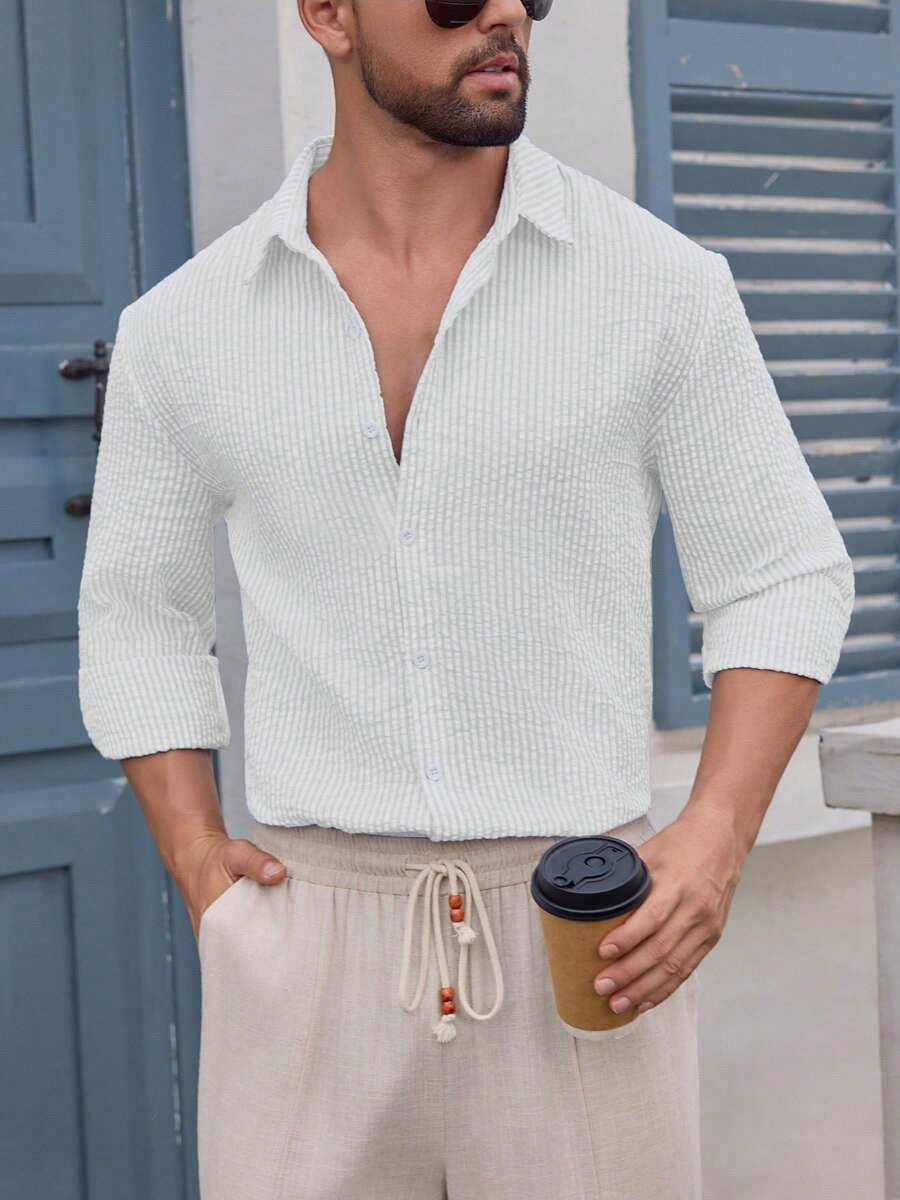 Men's airy seersucker shirt with Kent collar, button placket and rolled-up sleeves Mune Fashion