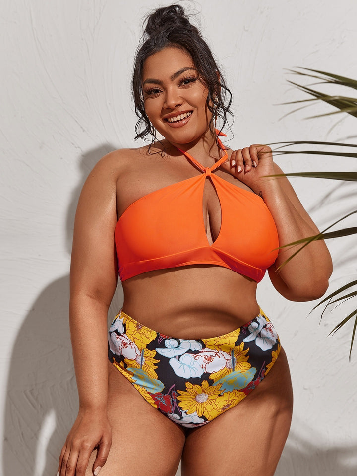 Women's bikini set with innovative cut and floral accents Mune Fashion
