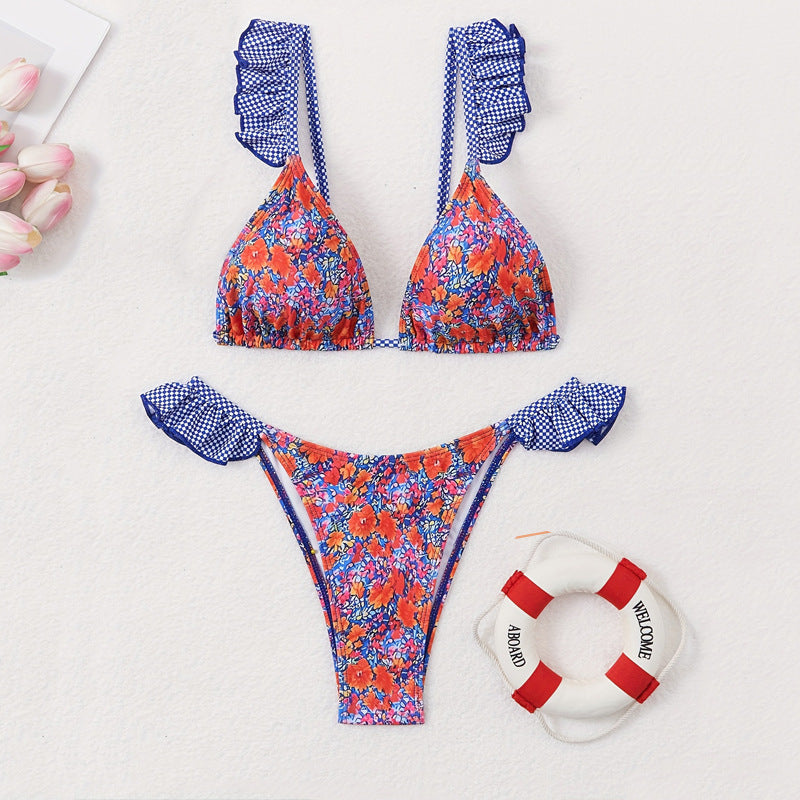 Women's triangle bikini with playful ruffle details and floral pattern Mune Fashion