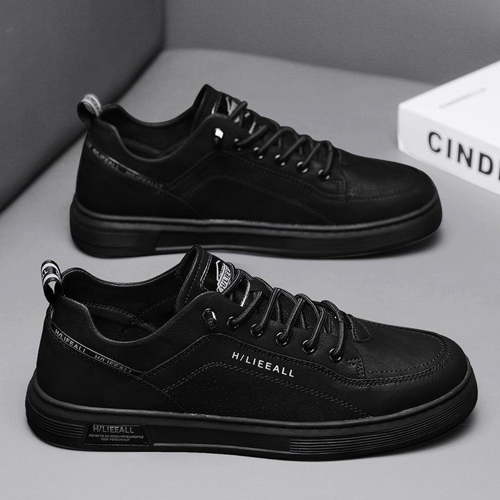 Men's low-cut sneaker with perforated side wall, metal eyelets, and cushioned platform sole Mune Fashion