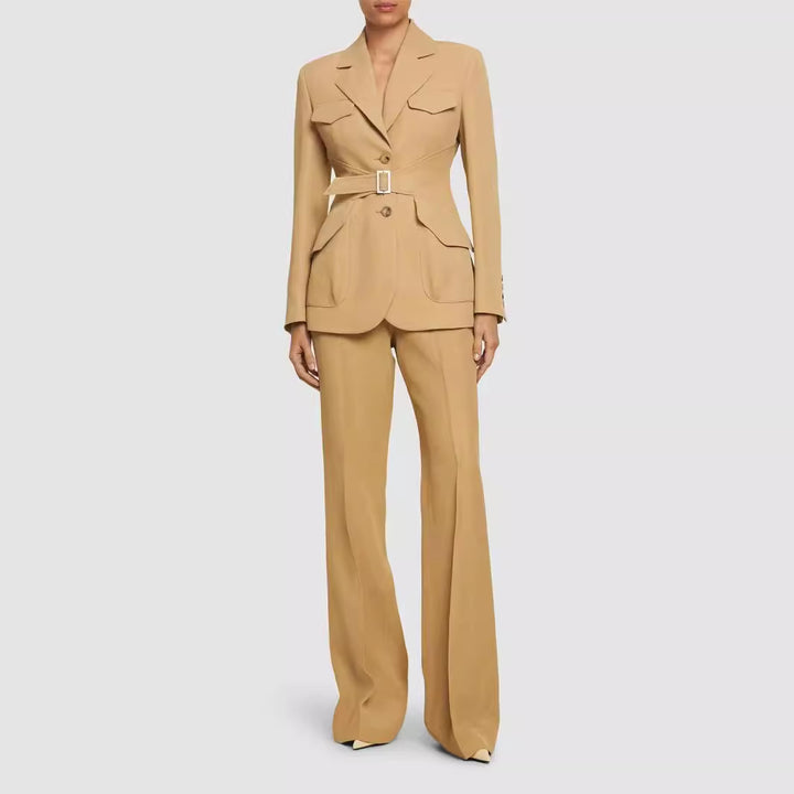 Women's Two-Piece Suit in Tailoring with Fitted Blazer and Wide Leg Mune Fashion