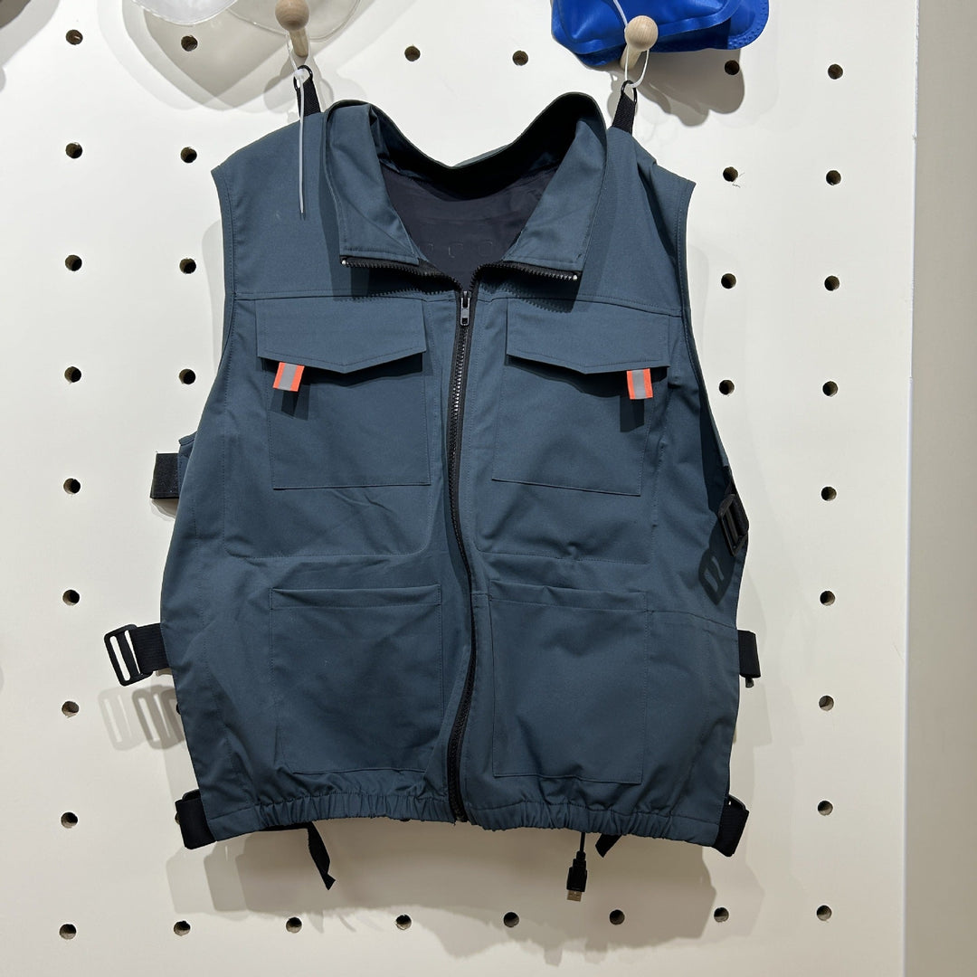 Unisex nan modular ventilation vest with inlet openings for clip fans and adjustable quick release Mune Fashion