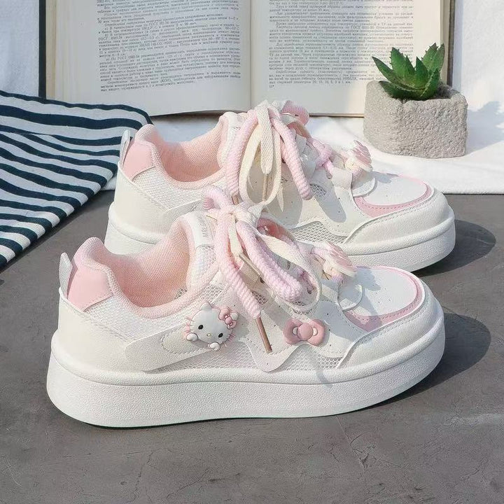 Women's sneakers with playful design and comfortable cushioning Mune Fashion