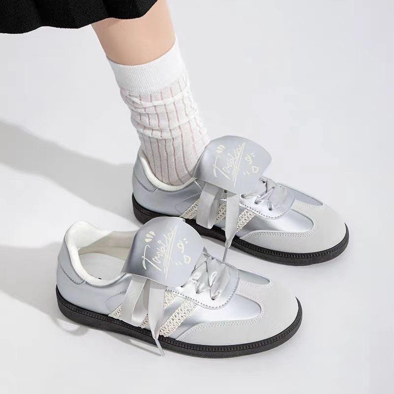Women's sneakers with shiny upper material and unique design Mune Fashion