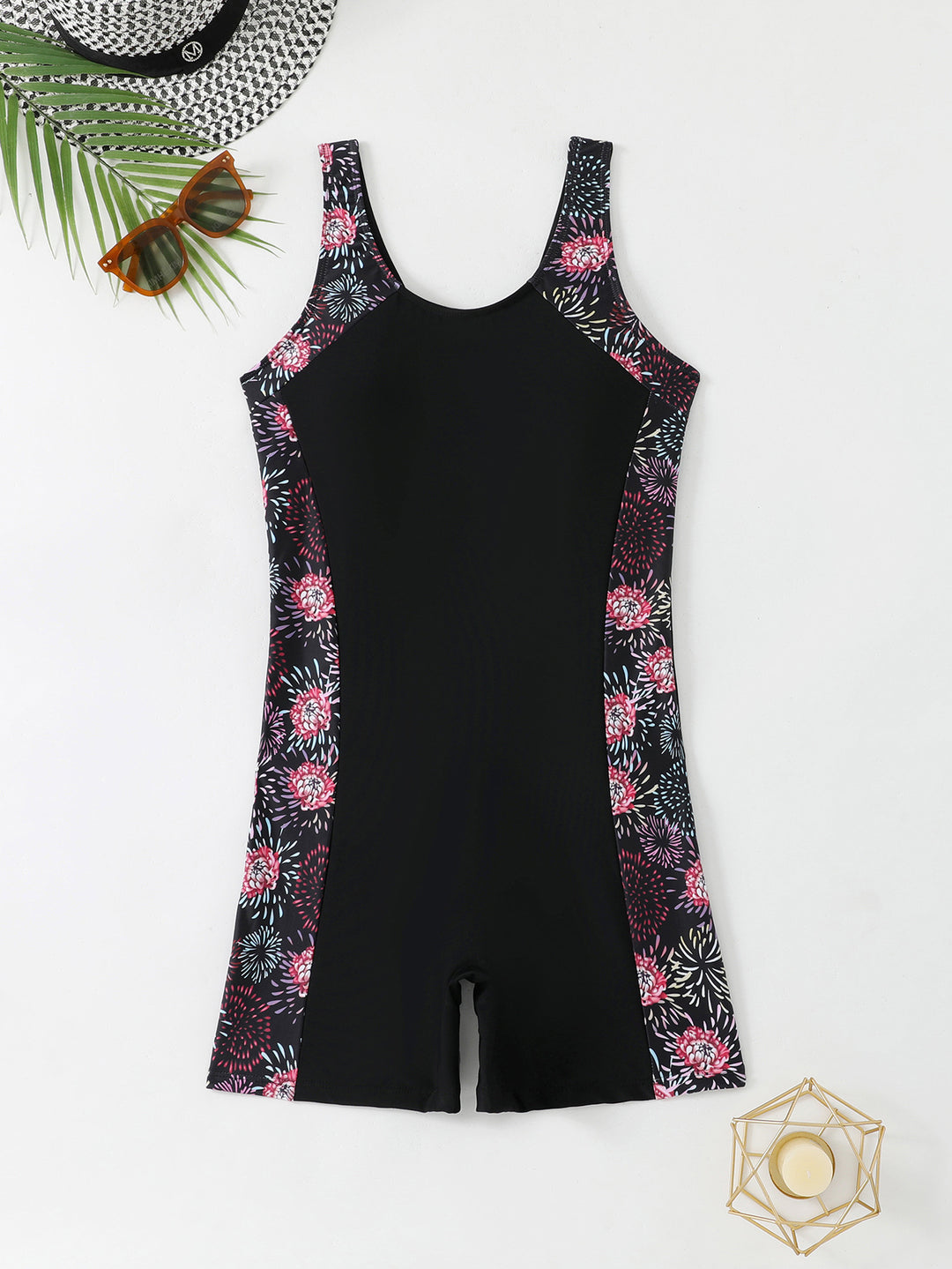 Women's Sporty Swimsuit with Graphic Design Mune Fashion