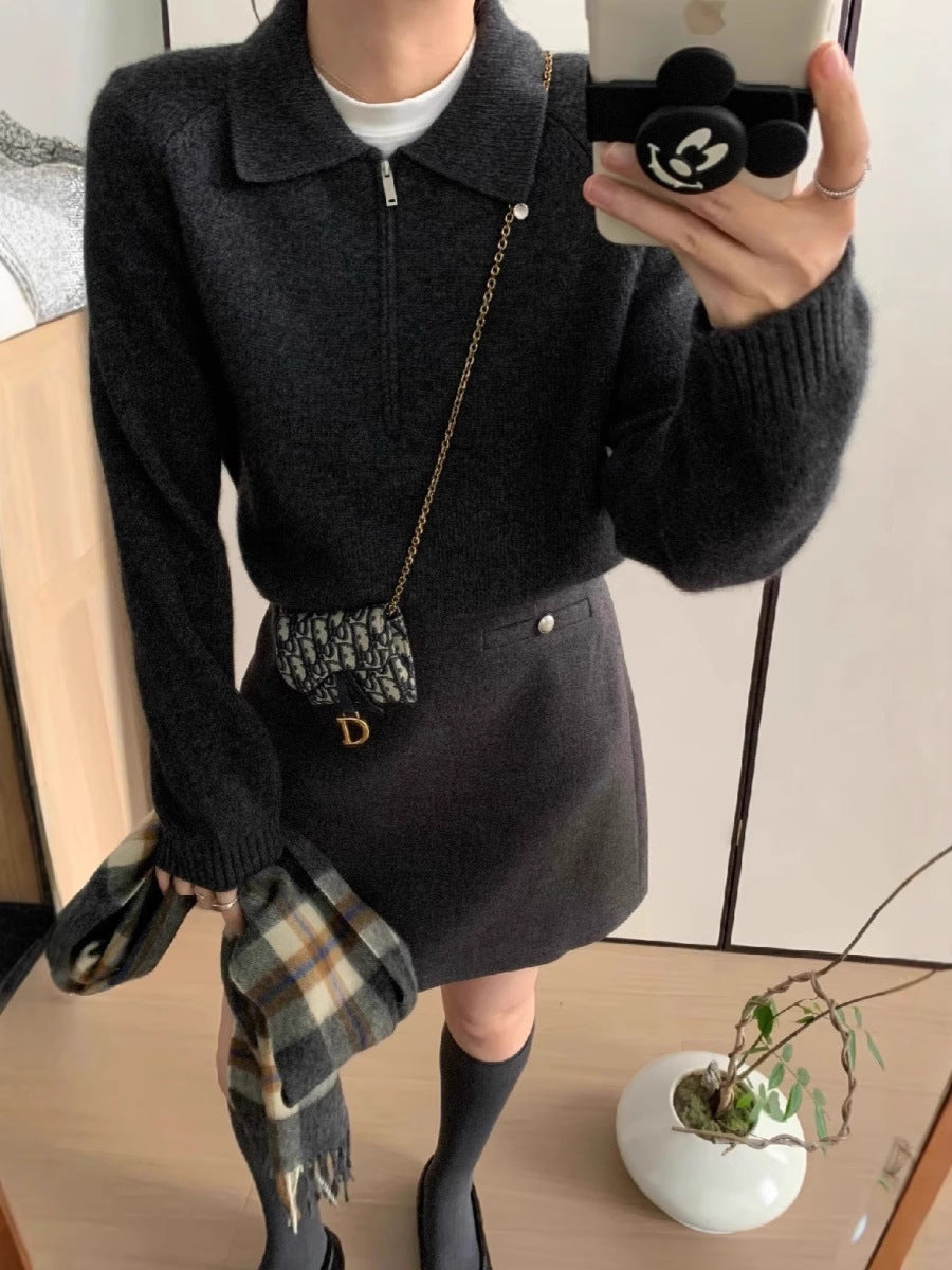 Women’s short zip polo pullover made of fluffy wool blend with boxy silhouette Mune Fashion