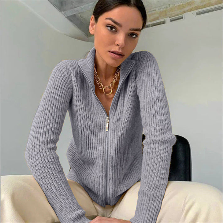 Women's Cardigan with High Collar and Innovative Zipper Mune