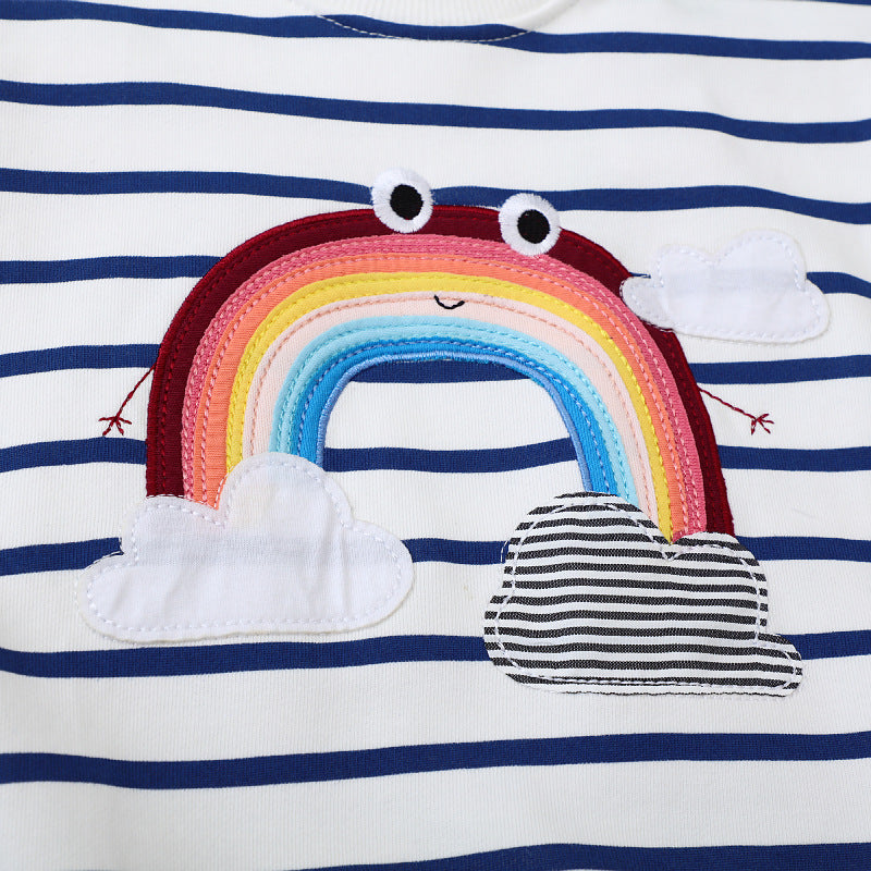 Girl's sweatshirt with colorful rainbow design Mune Fashion