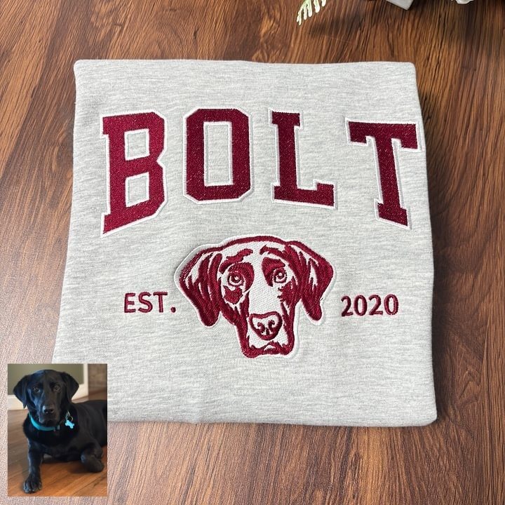 Unisex Embroidered College Sweatshirt with Dog Portrait and Vintage Logo Mune Fashion