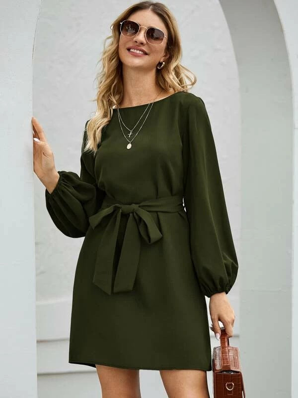 Ladies' elegant sheath dress with balloon sleeves and waist belt Mune Fashion