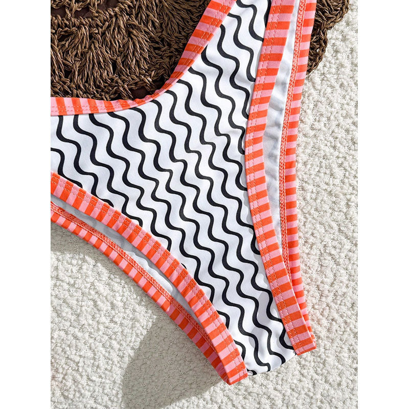 Women Bandeau Bikini with exciting wave pattern Mune Fashion