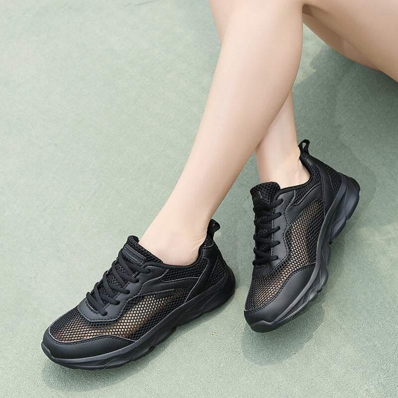 Women nan lightweight everyday and travel sneakers with airy mesh structure, cushioning lightweight sole and heel loop Mune Fashion