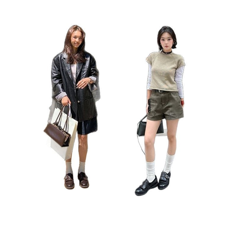 Women's loafers in brogue look with fringed cap and adjustable buckle Mune Fashion