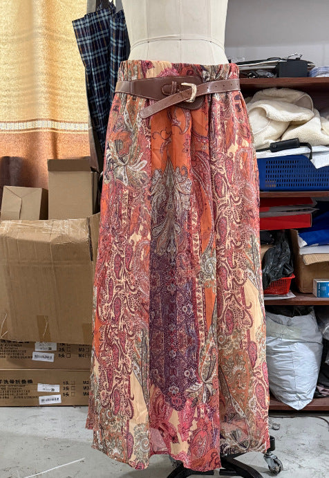 Ladies Airy Maxi Skirt with Paisley Print, Pleated Look and Waist-Emphasizing Pleat Mune Fashion