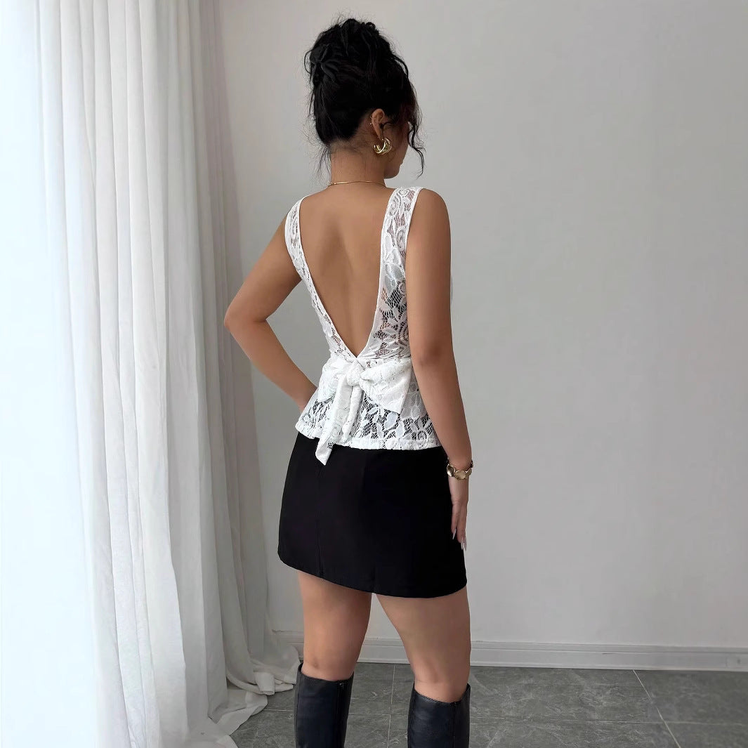 Women's tailored sleeveless lace peplum top with lined bust and transparent frill Mune Fashion