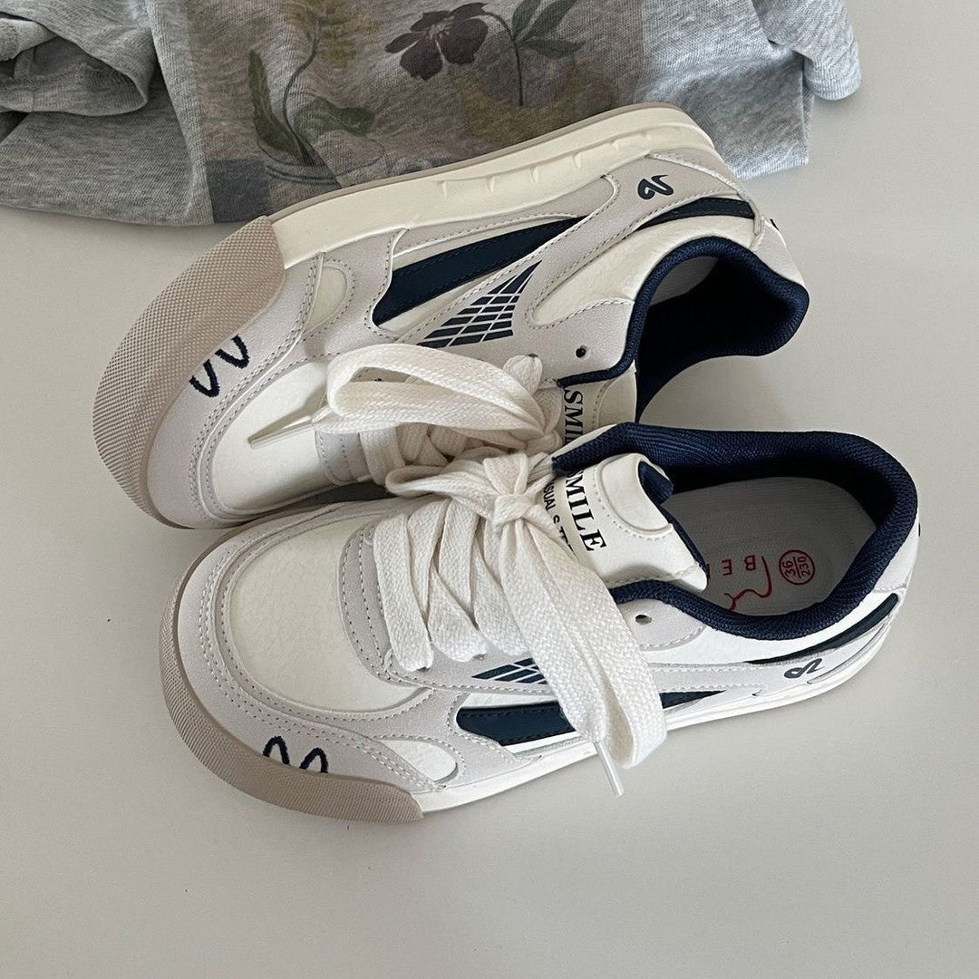 Women's sporty sneakers with breathable mesh details Mune Fashion