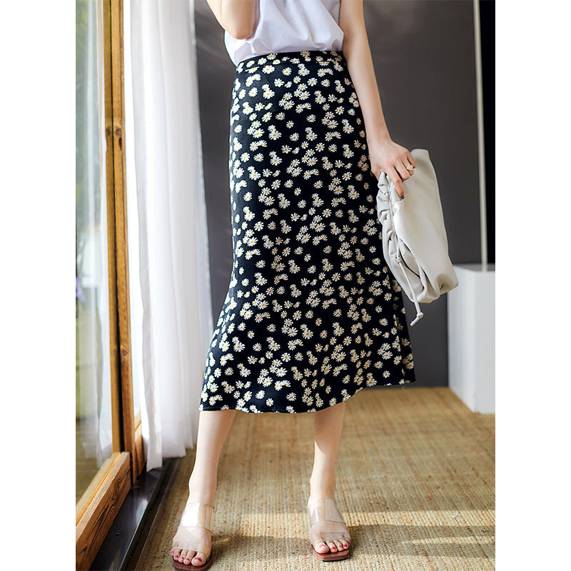 Women Flowing Midi Skirt with Floral Patterns Mune Fashion