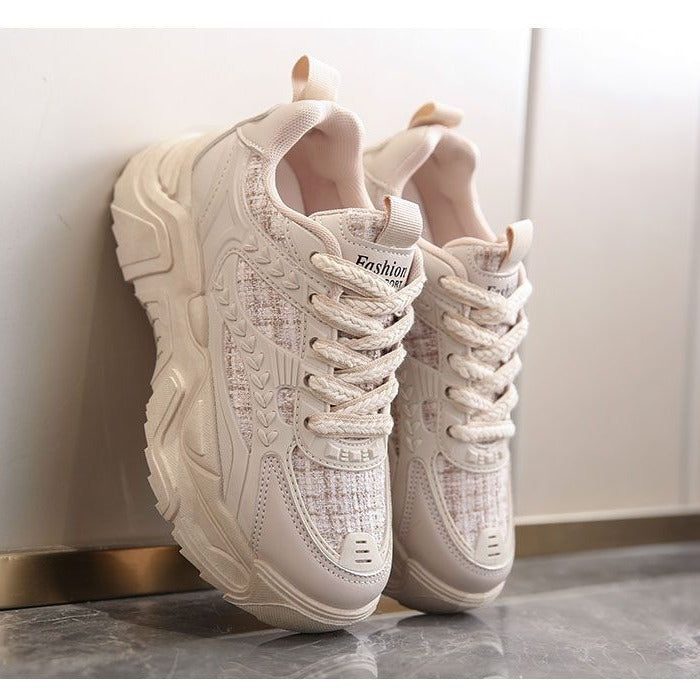 Women Sporty Stylish Sneakers with Distinctive Design and Cushioned Sole Mune Fashion