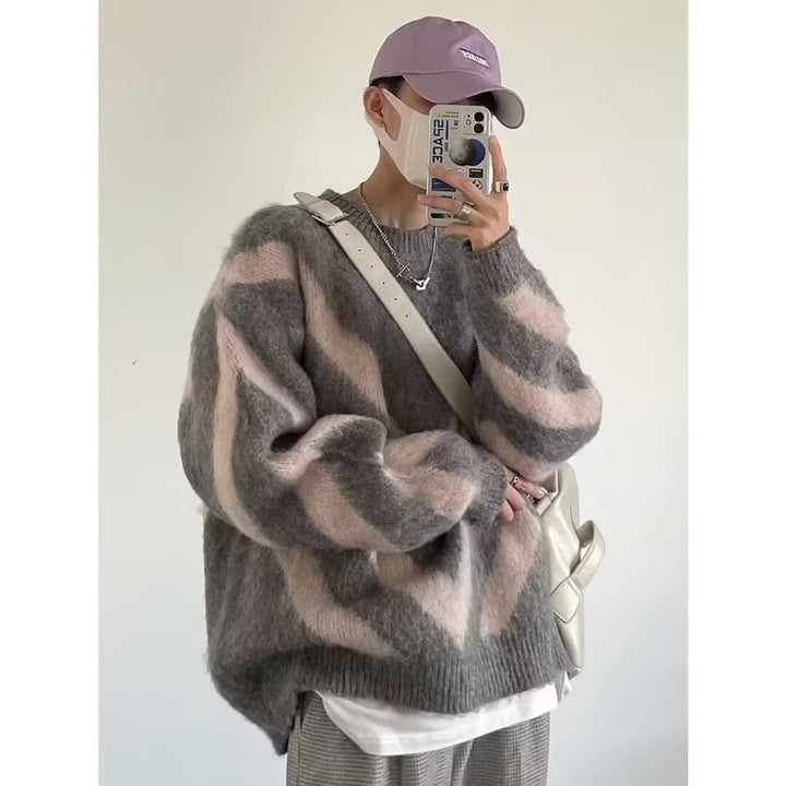 Men's Fashionable Chunky Knit Sweater with Chevron Pattern Mune Fashion