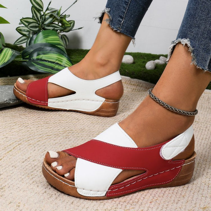 Women Cross-Strap Comfort Sandals with Velcro Closure Mune Fashion