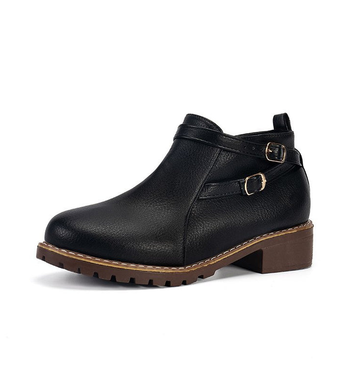 Women's ankle boot with double decorative straps, profiled tractor sole and low block heel Mune Fashion
