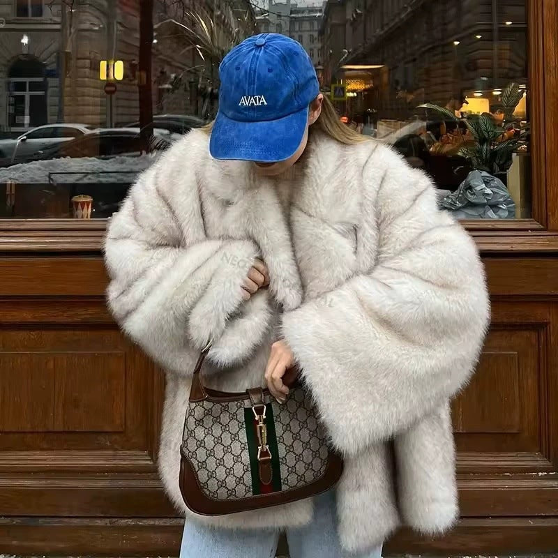 Ladies Short Luxurious Faux Fur Coat with Voluminous Shawl Collar and Boxy Silhouette Mune Fashion