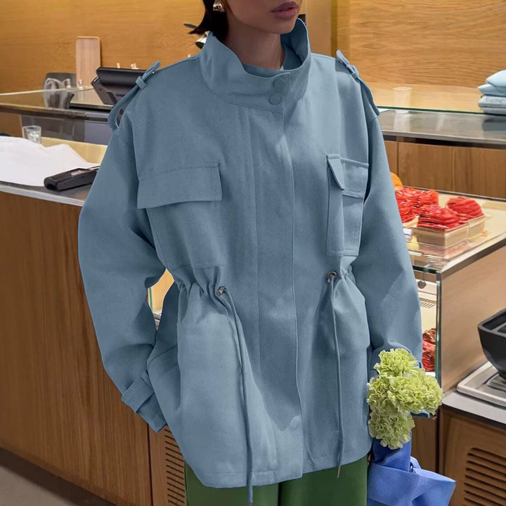 Women's short parka with high stand-up collar, drawstring, and multiple pockets Mune Fashion