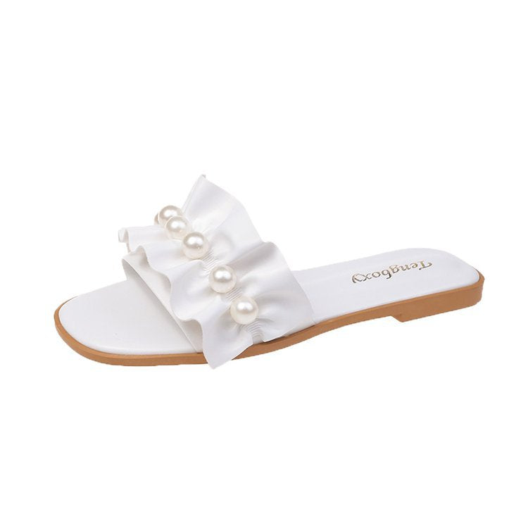 Ladies' ruffled slide sandals with pearl application and square toe Mune Fashion