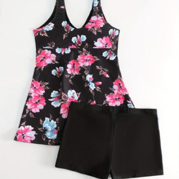 Women's Tankini with Floral Accents Mune Fashion