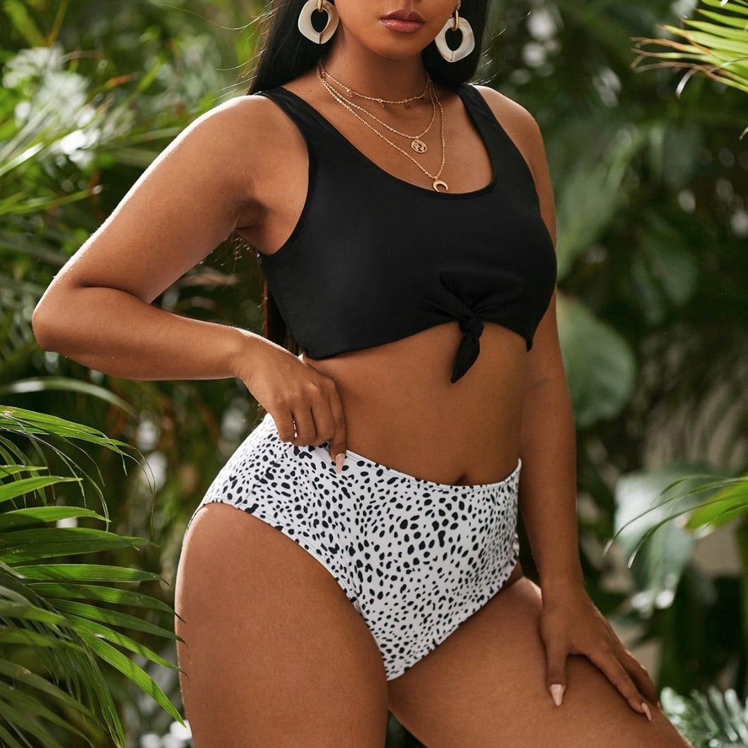 Women's bikini set with creative knot design and high-cut panties Mune Fashion