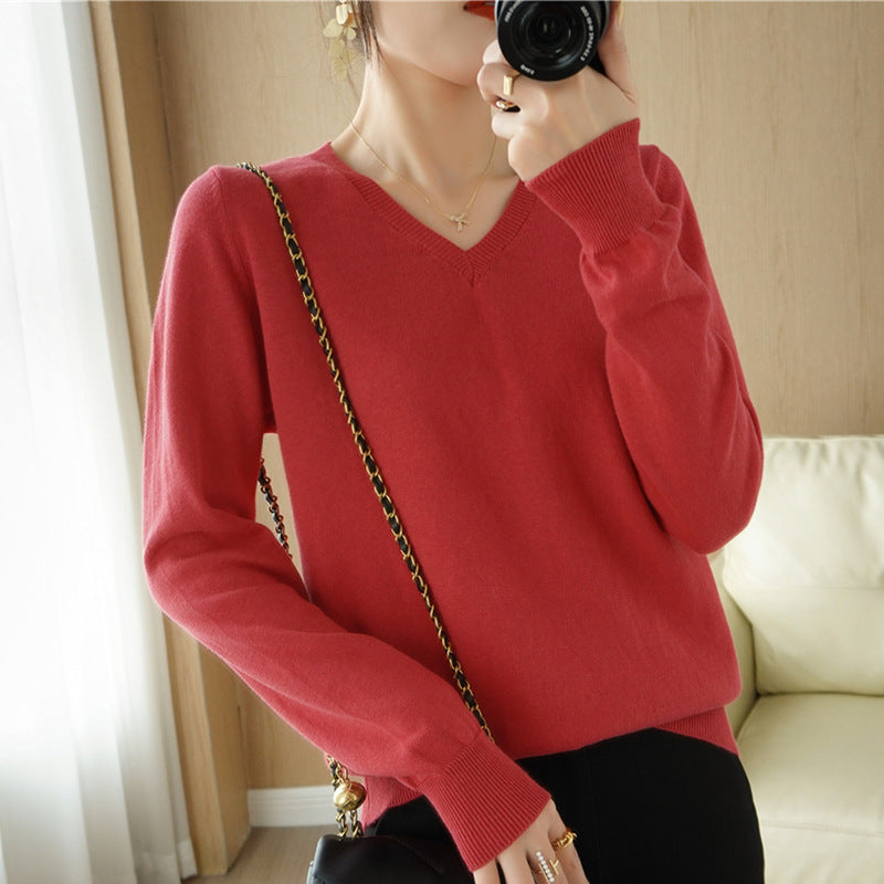 Women's Lightweight V-Neck Fine Knit Sweater made of Cashmere-Soft Cotton Blend with Elastic Ribbed Cuffs Mune Fashion