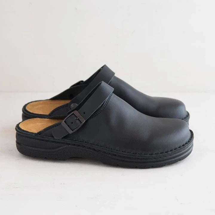 Men's Closed Leather Clogs with Adjustable Strap and Padded Footbed Mune Fashion