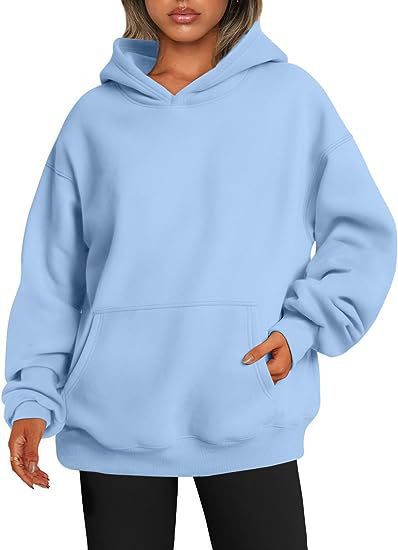 Women's oversized hooded sweatshirt made of soft cotton blend with kangaroo pocket Mune Fashion