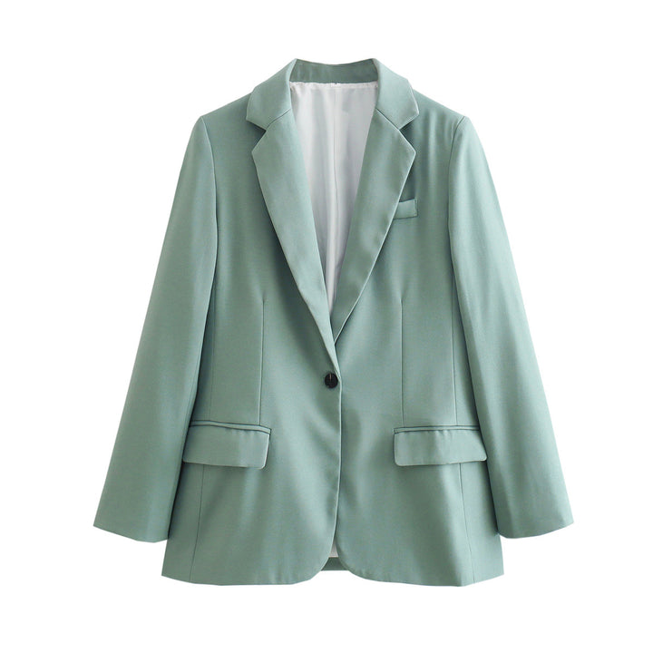 Women's nan tailored blazer with lapel collar, concealed button closure and flap pockets Mune Fashion
