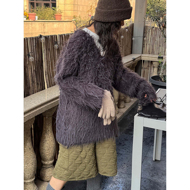 Women's Fluffy V-Neck Sweater in Shaggy Look Mune Fashion