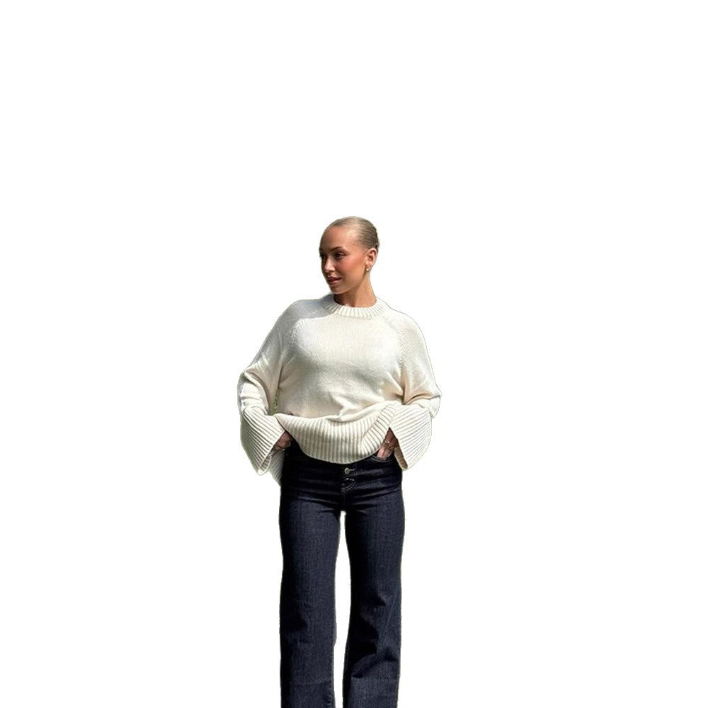 Women's oversized knit sweater with wide ribbed hem and trumpet sleeves Mune Fashion