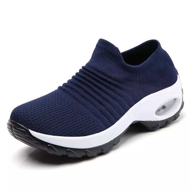 Ladies Slip-On Knit Sneakers with sock-like shaft and air-cushioned platform sole Mune Fashion