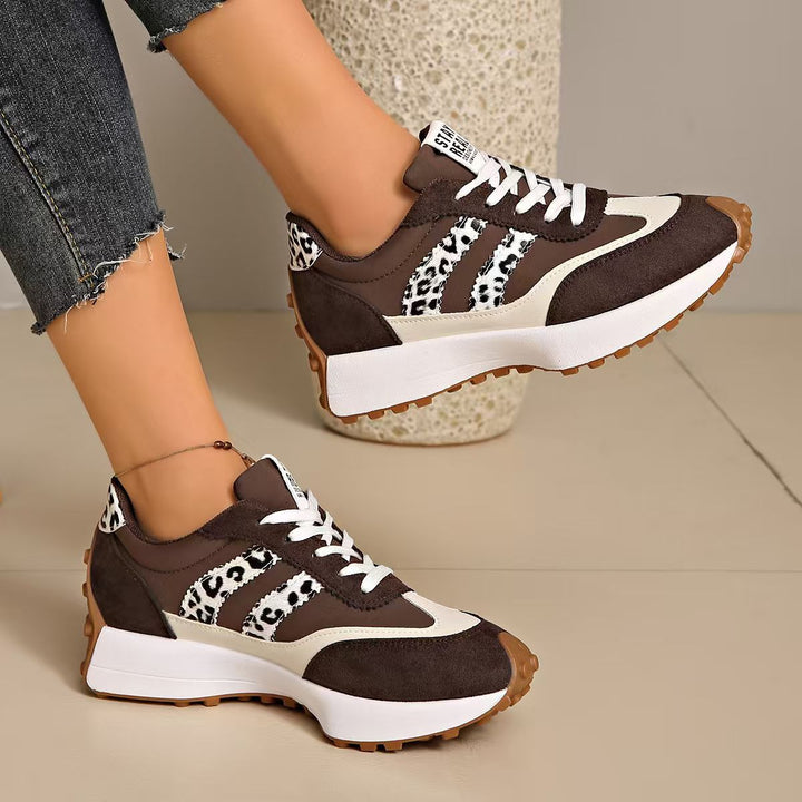 Women's Retro Running Sneakers with Suede Look, Profiled Rubber Sole and Padded Comfort Insole Mune Fashion