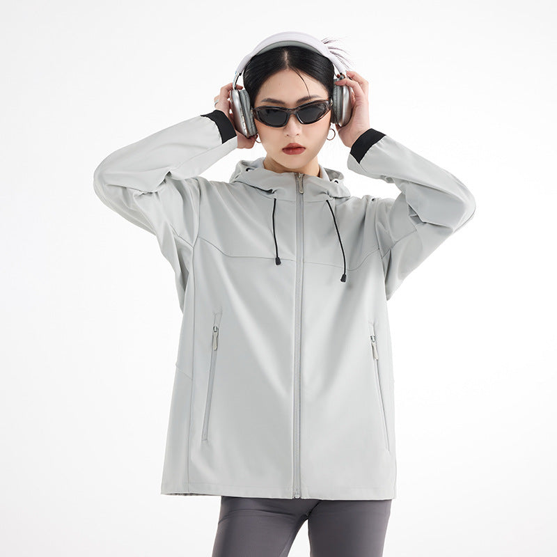 Women's Breathable Softshell Rain Jacket with Hood, Windproof and Minimalist Tech Look Mune Fashion