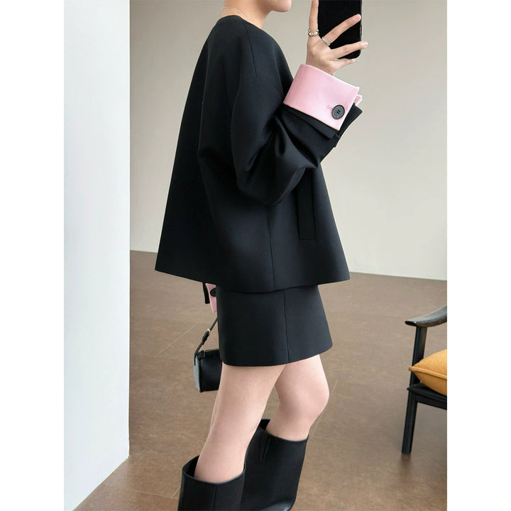 Women's fashionable and elegant jacket with contrasting sleeves Mune Fashion