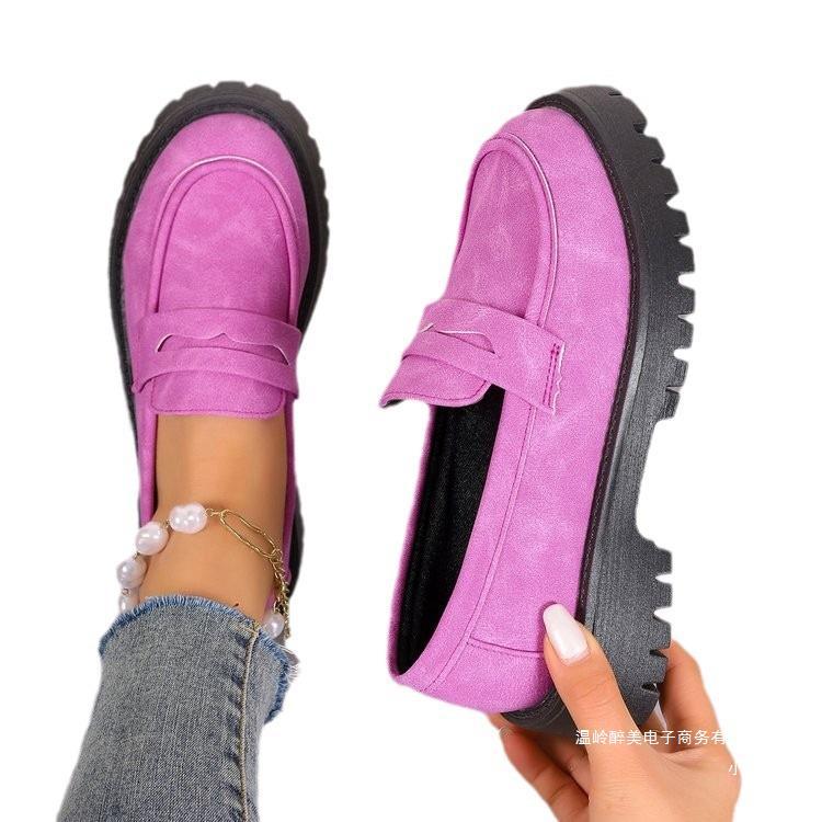 Women's robust platform loafers with a strong profile rubber outsole and decorative saddle strap Mune Fashion