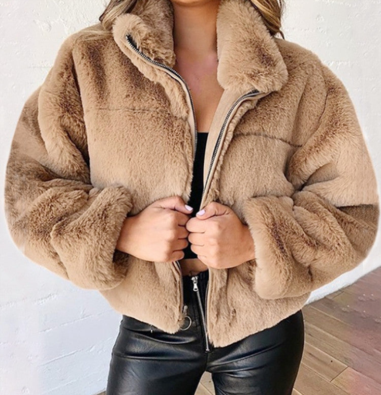 Women nan short cozy faux fur jacket with stand-up collar and zipper Mune Fashion