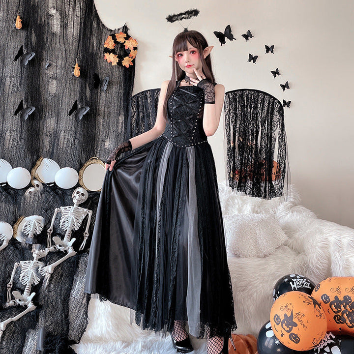 Women's Witch Costume with Tulle Skirt and Elegant Lace Accents Mune Fashion