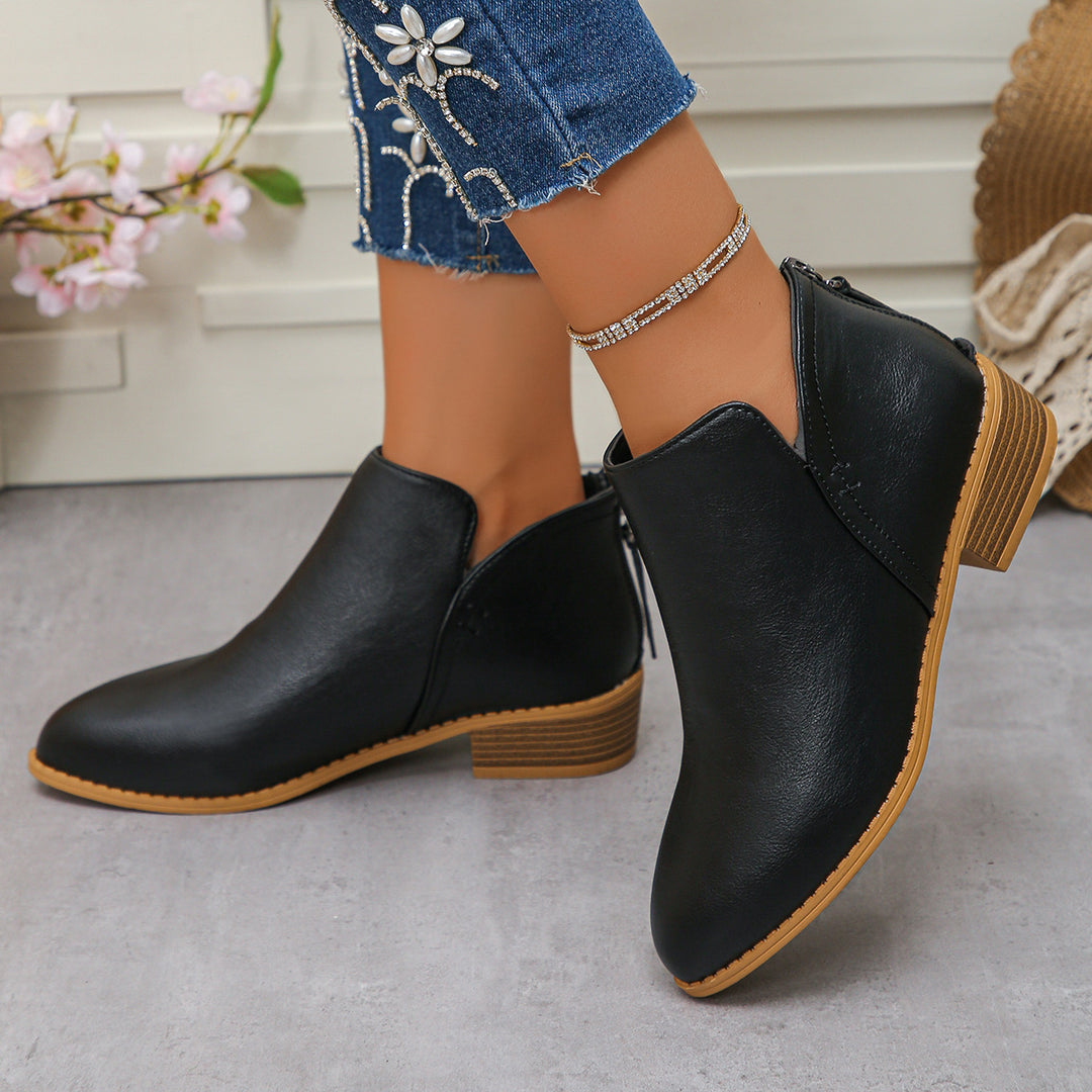 Women's ankle boots with rear zipper, sleek toe and low block heel Mune Fashion