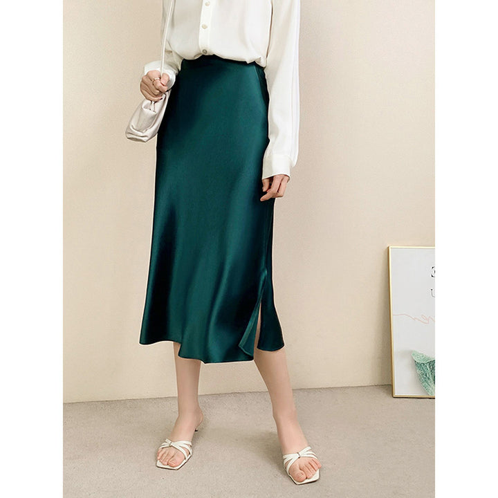 Women Luxurious Satin Midi Skirt with High Slit Mune Fashion