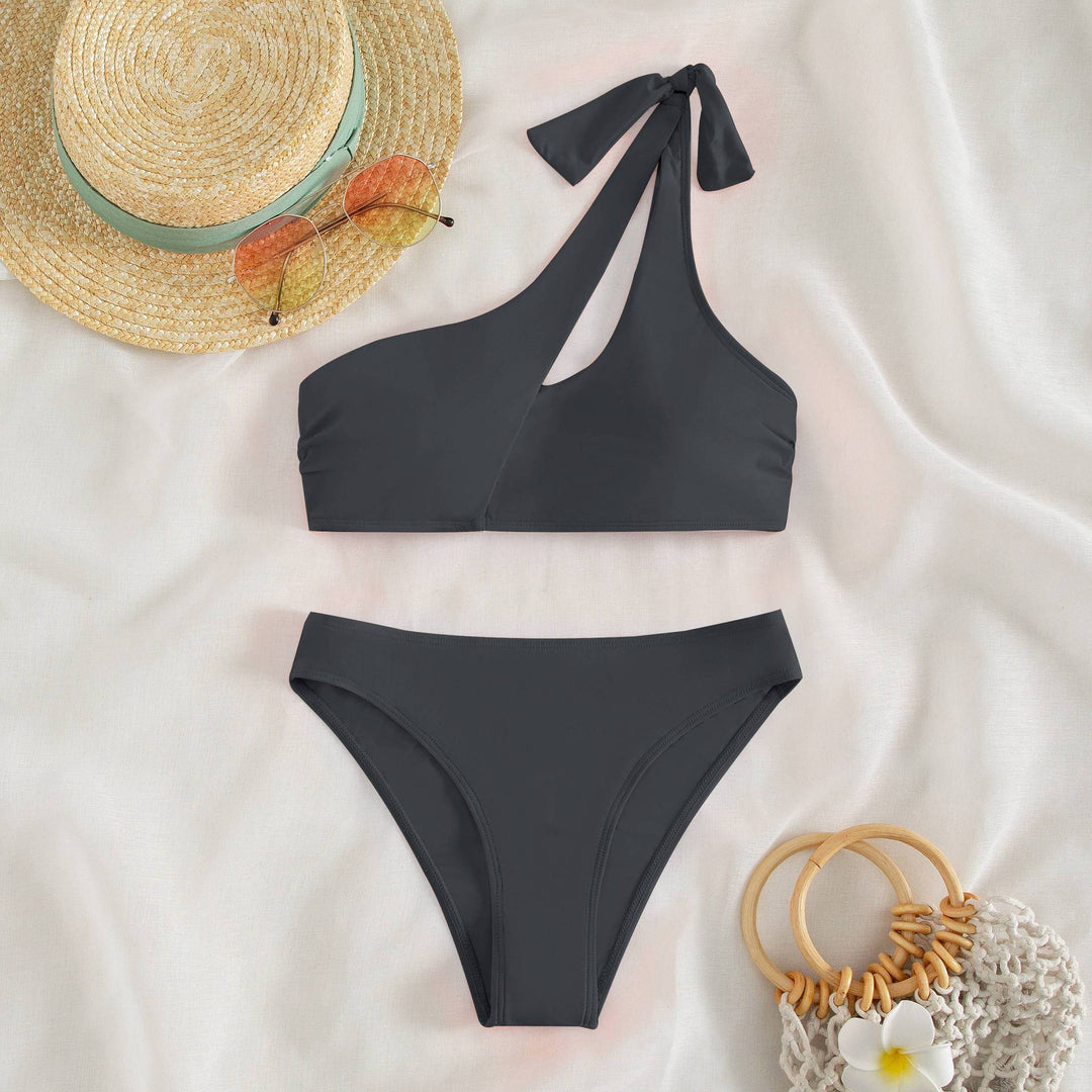Women's asymmetrical bikini with trendy cut-outs Mune Fashion